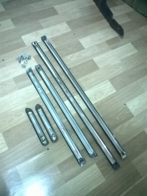 ขายชุดคิ้วโคมเมียมe30 4ประตู สภาพokไม่มีบุบทรงสวย ราคา1500 โทร0924462525โส กทม