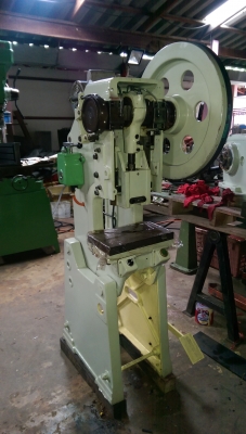 ขายครับขายเครื่องปั๊ม ข้อเสือ ปรับสภาพใหม่ ไฟบ้าน พร้อมใช้ 0814583376 เอก ปทุม