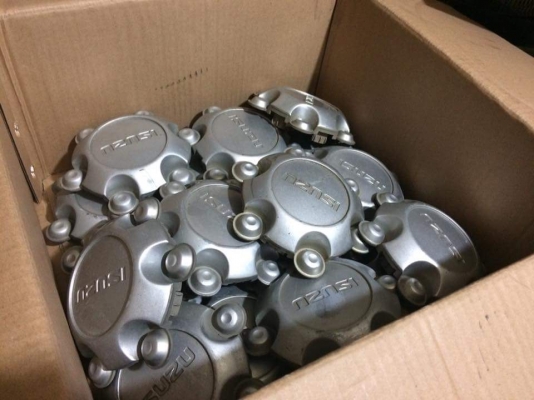 ฝาครอบแม็ก Isuzu กับ Chevlolet ชุดละ 500