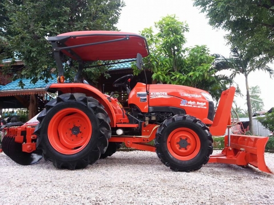คูโบต้า L3608SP 4 WD ใบมีดดันหน้าใหม่ ผานหลังใหม่