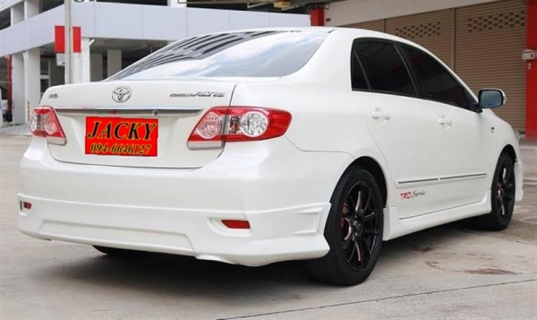 TOYOTA ALTIS 1.6 E DUAL VVT AT สีขาว ปี 2013