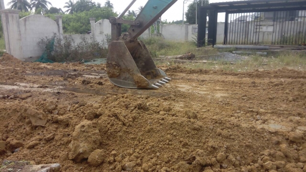 KOBELCO YN12 SUPER   ระบบเต็ม เอกสารอินวอยมือเดียวใช้งานดี รถอยู่ภาคกลาง ราคา1,770,000บ. สนใจติดต่อ 0835601591 หรือ 0903494058