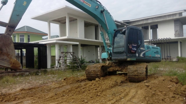 KOBELCO YN12 SUPER   ระบบเต็ม เอกสารอินวอยมือเดียวใช้งานดี รถอยู่ภาคกลาง ราคา1,770,000บ. สนใจติดต่อ 0835601591 หรือ 0903494058