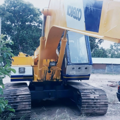 ขาย430000. บาทแบคโคkobelco.200 Mark. 1. สภาพพร้อมใช้  ใบสัญญาซื้อขายครับ