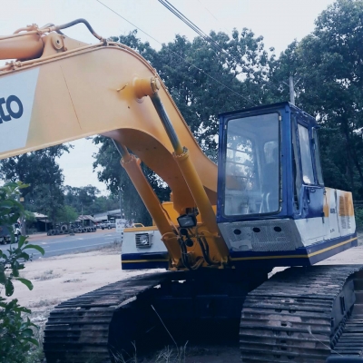 ขาย430000. บาทแบคโคkobelco.200 Mark. 1. สภาพพร้อมใช้  ใบสัญญาซื้อขายครับ