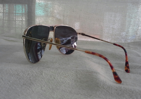 แว่นตาเฟรนช์วินเทจ 'เทพบุตรชาละวันแห่งลุ่มน้ำแซน' Vintage LACOSTE handmade in France (บิ๊ก แว่นตาเฟรนช์วินเทจ 'เทพบุตรชาละวันแห่งลุ่มน้ำแซน' Vintage LACOSTE handmade in France (บิ๊ก