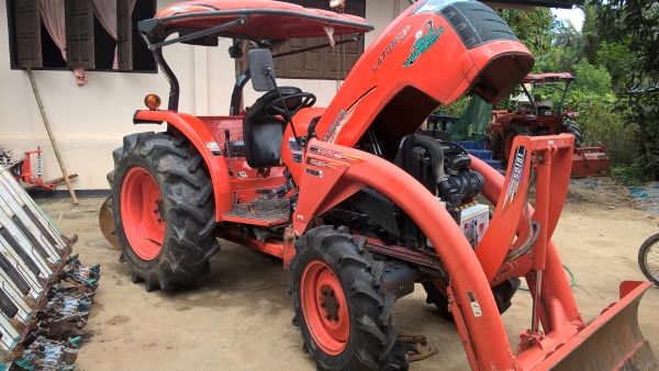 ขายรถไถคูโบต้า L4708SP ปี57