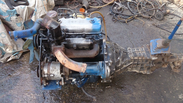 ขายเครื่องยนต์ ISEKI สามสูบพร้อมเกียร์ 18550 บาท