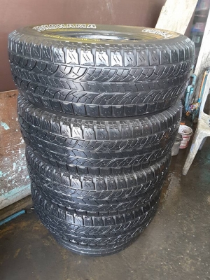 Yokohama AT-S ขนาด 245-70-16 ปี13 สภาพสวยๆ 1ชุด