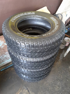 Yokohama AT-S ขนาด 245-70-16 ปี13 สภาพสวยๆ 1ชุด
