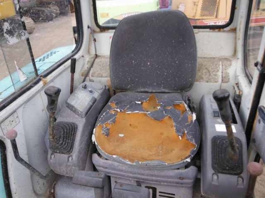 รถขุด Komatsu PC40-7 #24488 *Japan สั่งนำเข้าโทร. 080-6565422 (หนิง)