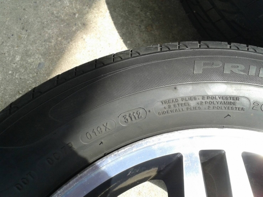 ล้ออีสุ ขอบ16นิ้ว6รู พร้อมยาง ชุดนี้ ราคา 5500 บาท