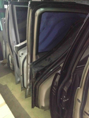 ขายประตู รถกะบะ รถเก๋ง ทุกยี่ห้อ