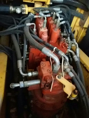 รถแม็คโค  LiuKong 920D  ใช้งาน 6,281 ชั่วโมง