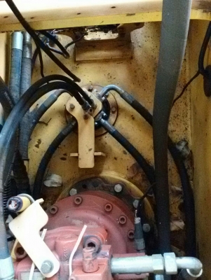 รถแม็คโค  LiuKong 920D  ใช้งาน 6,281 ชั่วโมง