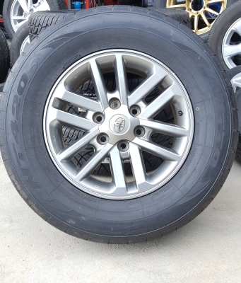 ขายล้อTOYOTA Fortuner17 ยางใหม่NITTO 420  4 ล้อ