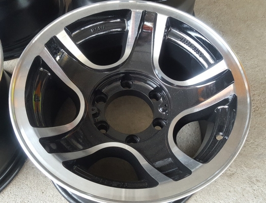 ขายล้อINTER ขอบ15 6รู หน้า8.5 ET-28 4 ล้อ ขายล้อINTER ขอบ15 6รู หน้า8.5 ET-28 4 ล้อ