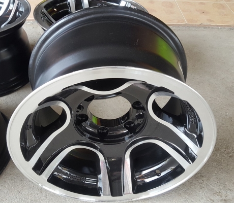 ขายล้อINTER ขอบ15 6รู หน้า8.5 ET-28 4 ล้อ ขายล้อINTER ขอบ15 6รู หน้า8.5 ET-28 4 ล้อ