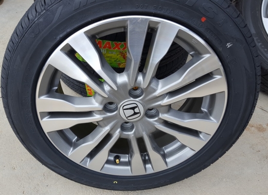 ขายล้อHONDA City SV16 ยางใหม่ ปี16  4 ล้อ