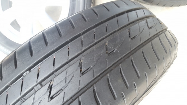 ขายล้อNISSAN ALMERA VL ยางปี 3714  4 ล้อ