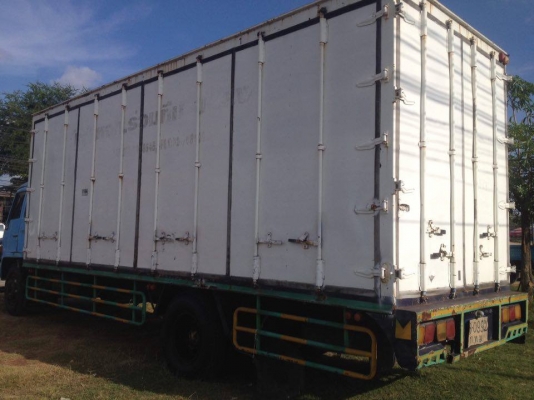 ISUZU ROCKY FTR 195 รถห้างแท้ ยางใหม่ทั้ง 6 เส้น ISUZU ROCKY FTR 195 รถห้างแท้ ยางใหม่ทั้ง 6 เส้น