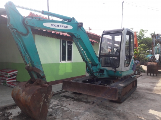 ขายค่ะ..KOMATSU  PC40-7  เก่าญี่ปุ่นแท้  สภาพสวย  เครื่งปั๊มดี  ลองระบบกันได้ทุกวัน  โทร  089-3818694  ดวงนภา