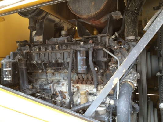 KOMATSU WA350-3-55074-YR2000-8583 Hr สภาพสวย นำเข้าจากญี่ปุ่น ราคาไม่แพงครับ KOMATSU WA350-3-55074-YR2000-8583 Hr สภาพสวย นำเข้าจากญี่ปุ่น ราคาไม่แพงครับ