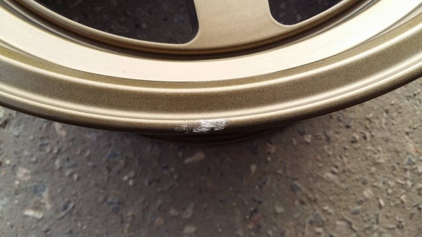 ขายล้อแม็กมือ2ยางใหม่ปี16 te37x 16"  สนใจติดต่อ ร้าน ก.เจริญการยาง ครับ 081-3747940