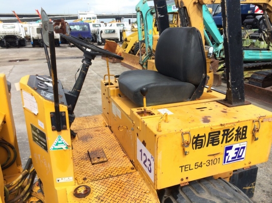 Furukawa FL30-1 บุ้งกี๋ 0.5 คิว นำเข้าจากญี่ปุ่น ไม่เคยใช้งานในไทย