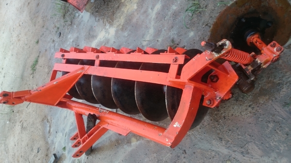 ขายผาน 6*20 LS ใบเต็มพึ่งเปลี่ยนมา ใส่กับรถ 26-32 แรง ขายผาน 6*20 LS ใบเต็มพึ่งเปลี่ยนมา ใส่กับรถ 26-32 แรง