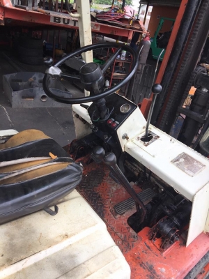 รถยก 2 ตัน NISSAN FG20  เครื่องแก็ส เสา 5 เมตร ราคาถูก