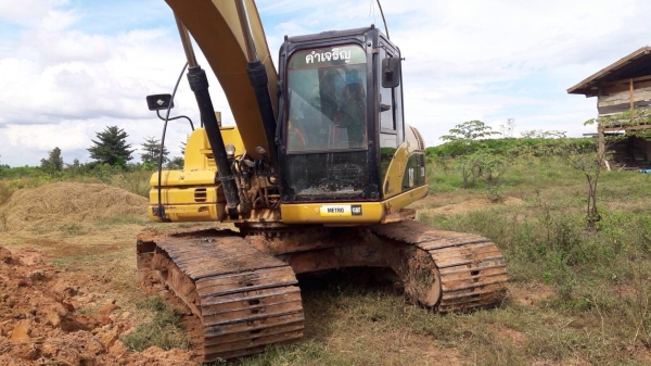 ขายด่วน รถแบคโฮ cat  320d สภาพดี  พร้อมใช้งาน  เอกสารพร้อม