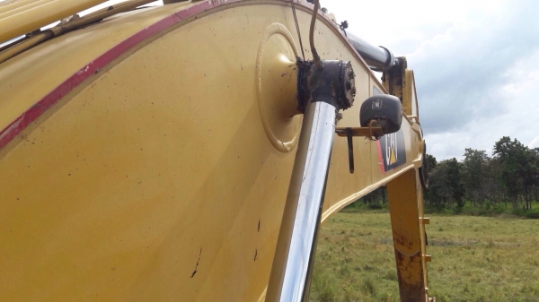 ขายด่วน รถแบคโฮ cat  320d สภาพดี  พร้อมใช้งาน  เอกสารพร้อม