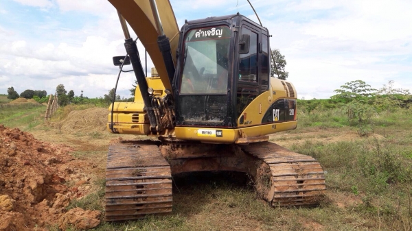 ขายด่วน รถแบคโฮ cat  320d สภาพดี  พร้อมใช้งาน  เอกสารพร้อม