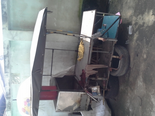 พ่วงข้างขายของ