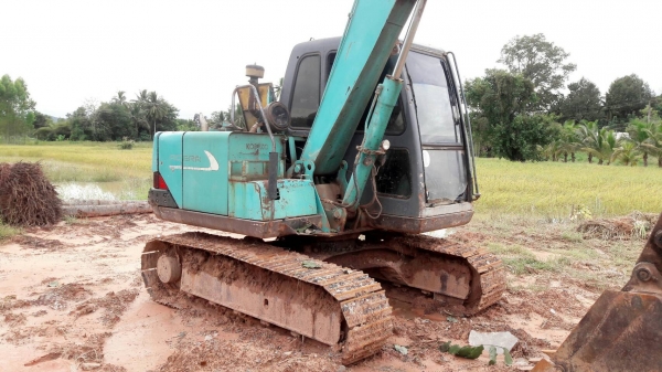 ขาย หรือแลกรถดั้ม  หรือแม็คโค