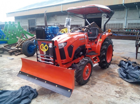 ขายใบมีดดันหน้า KUBOTA L32 L36 L40 L50