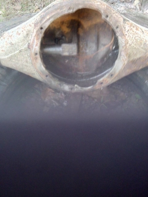 เพลา คานหน้ารถหกล้อถูกๆ ตามสภาพเหลืออันเดียว เพลา คานหน้ารถหกล้อถูกๆ ตามสภาพเหลืออันเดียว