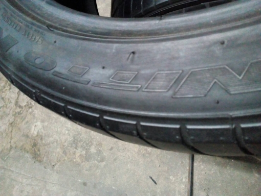 215/45R17 NITTO NT555 EXTREM MADE IN JAPAN ชุด 4 เส้น tel. 081-427-3941 215/45R17 NITTO NT555 EXTREM MADE IN JAPAN ชุด 4 เส้น tel. 081-427-3941