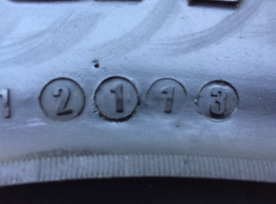 ยางคู่ All BF Goodrich 265 75 16 กลางปี13 ดอกเต็ม ใช้ยาว ราคาไม่แพง