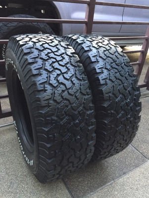 ยางคู่ All BF Goodrich 265 75 16 กลางปี13 ดอกเต็ม ใช้ยาว ราคาไม่แพง