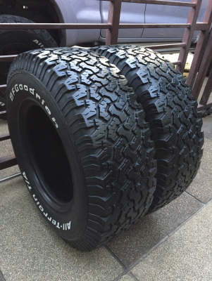 ยางคู่ All BF Goodrich 265 75 16 กลางปี13 ดอกเต็ม ใช้ยาว ราคาไม่แพง