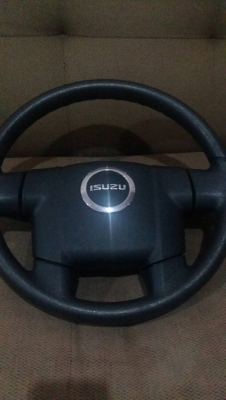 พวงมาลัย isuzu ดีแมค สภาพใหม่ ถอดเก็บไว้