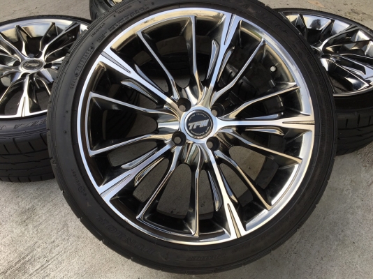 แม็กขอบ 17 4รู100 พร้อมยางดอกตรูมๆ