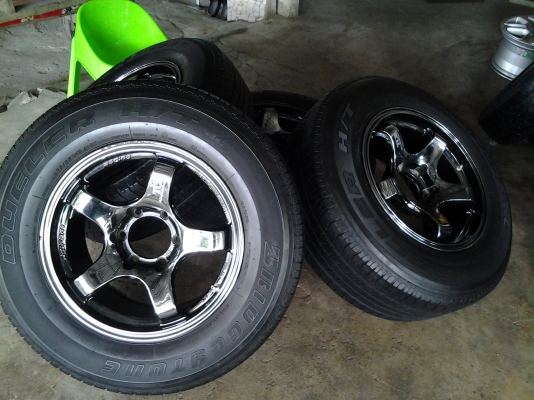 ล้อพร้อมยางขอบ 17 สีแบรคโครม