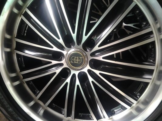 แม็กพร้อมยางขอบ20