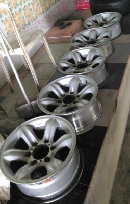 ขายล้อเล็บเหยี่ยวแท้ 1 ชุด 5 วง ขายล้อเล็บเหยี่ยวแท้ 1 ชุด 5 วง