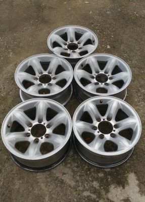 ขายล้อเล็บเหยี่ยวแท้ 1 ชุด 5 วง ขายล้อเล็บเหยี่ยวแท้ 1 ชุด 5 วง