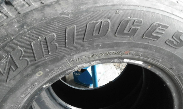 255/70R15 BRIDGESTONE DUELER มี 2 เส้น tel. 081-427-3941 255/70R15 BRIDGESTONE DUELER มี 2 เส้น tel. 081-427-3941