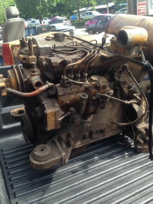 ขายเครื่อง KOMATSU PC60-5 เครื่องรุ่น 4D-95L ราคา 25000